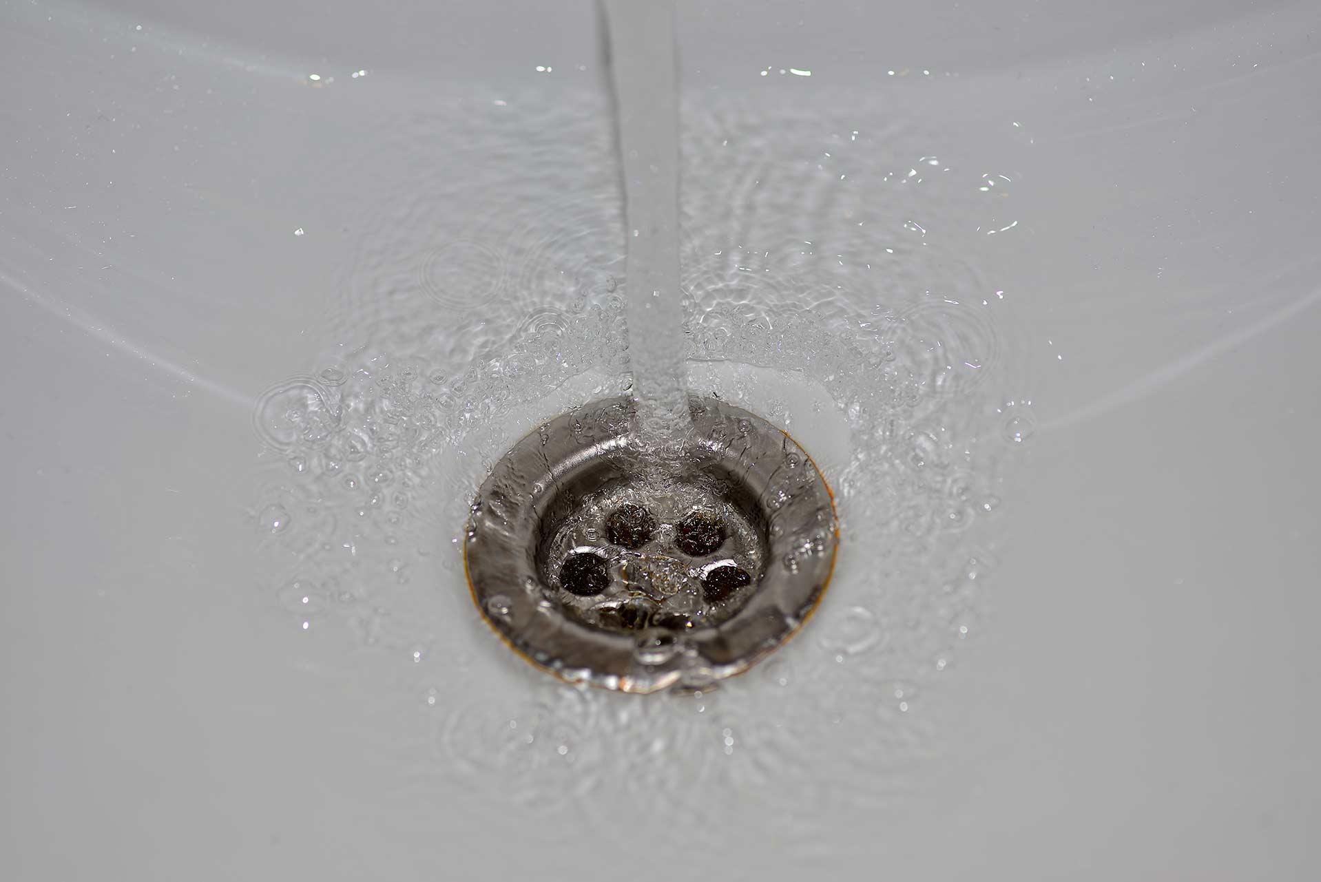 A2B Drains provides services to unblock blocked sinks and drains for properties in Sidcup.